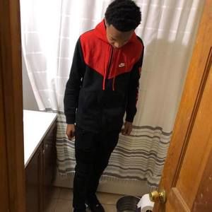 Meet your Posher, Isaiah